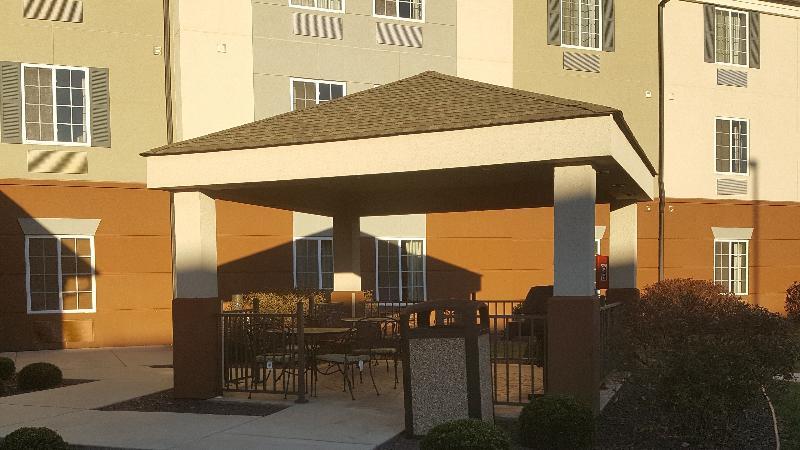 Candlewood Suites Chambersburg, An Ihg Hotel Exterior photo